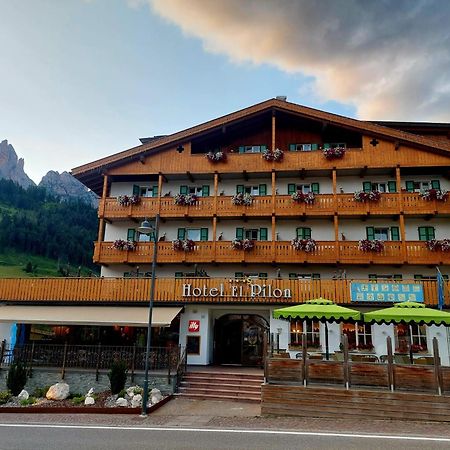 Hotel El Pilon Pozza di Fassa Exterior foto